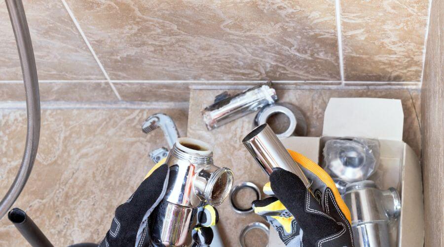 Professional gutter cleaning in Atherton, CA